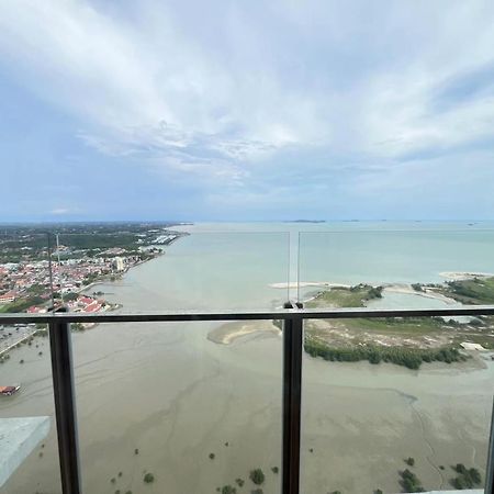 Silverscape Seaview Residences Melaka Exterior foto